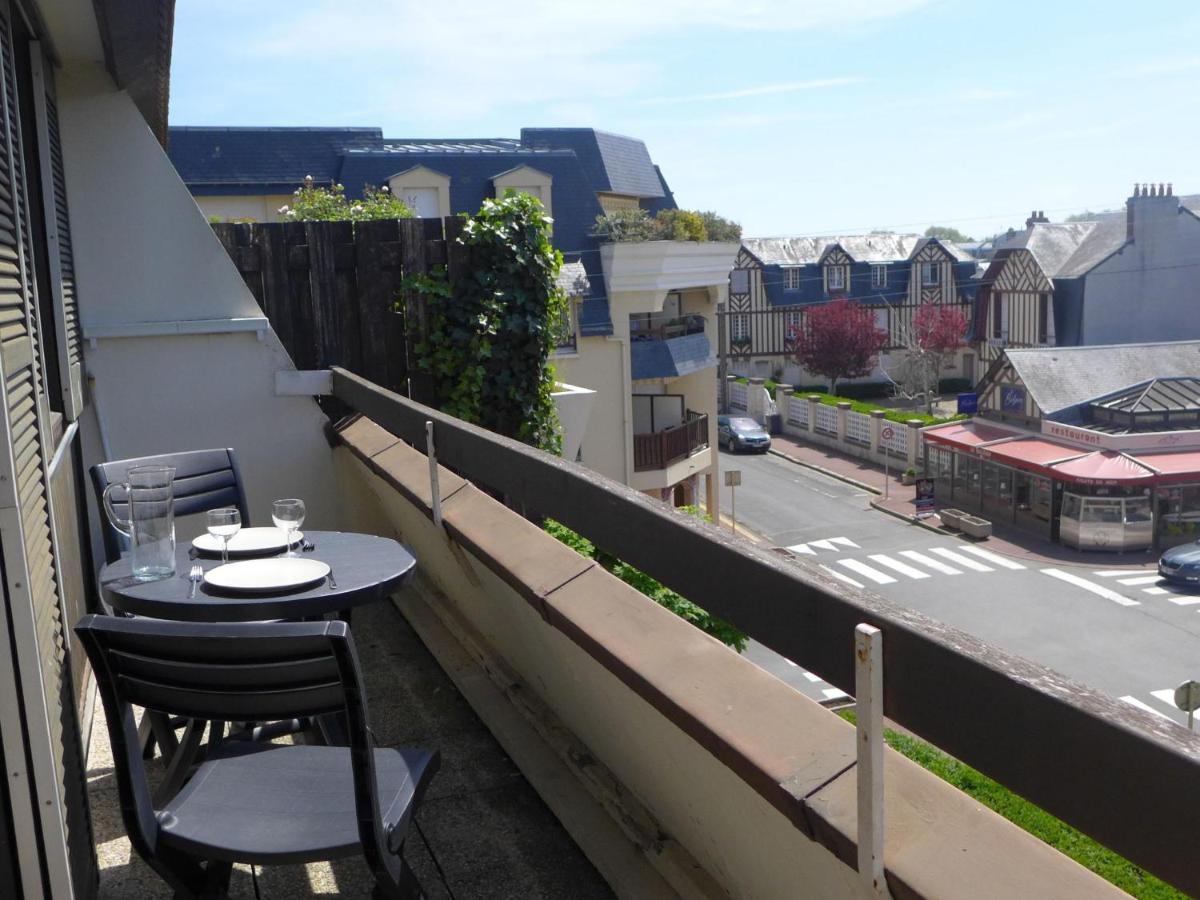 Apartment Olympe-1 Cabourg Buitenkant foto