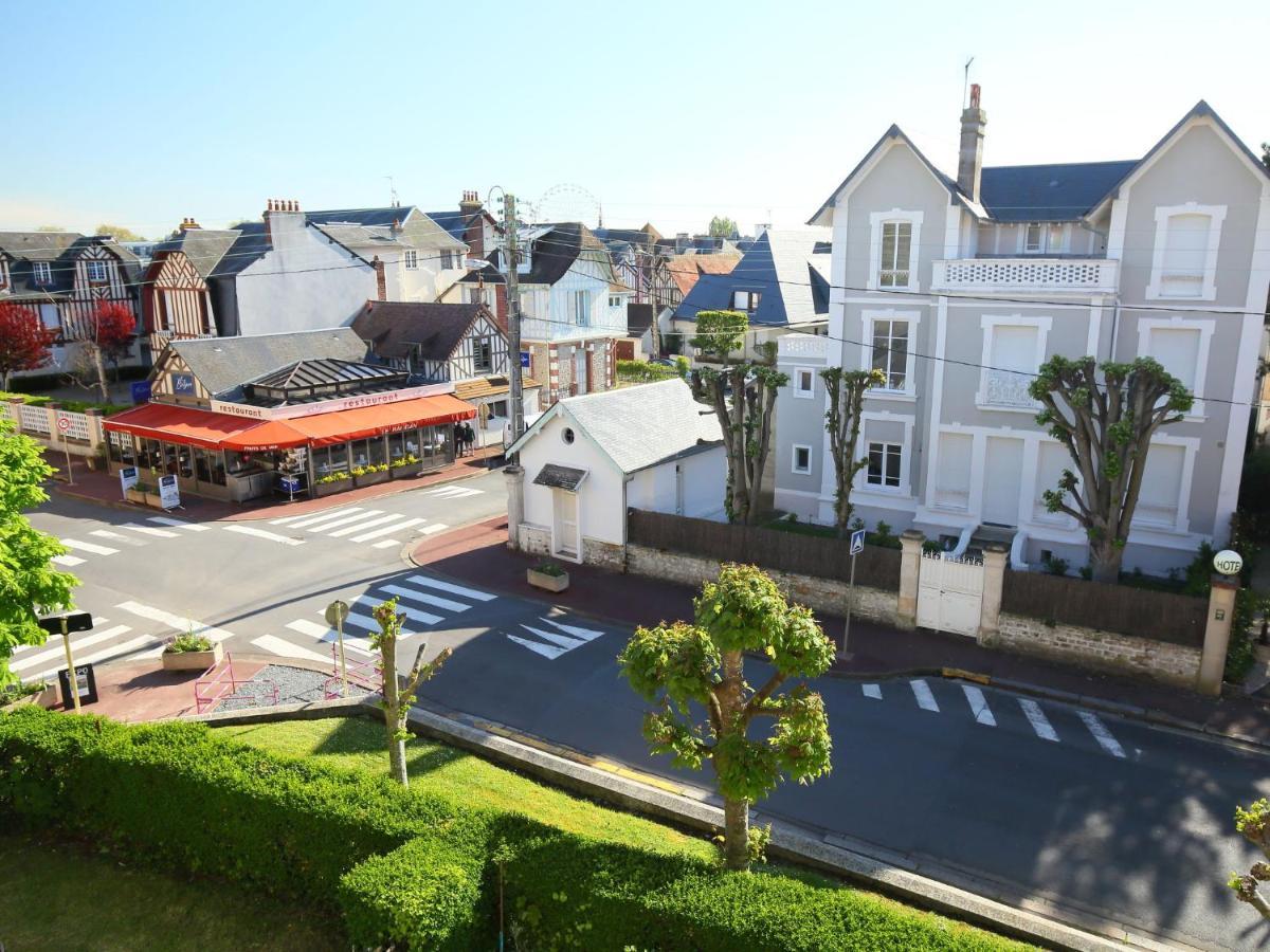 Apartment Olympe-1 Cabourg Buitenkant foto