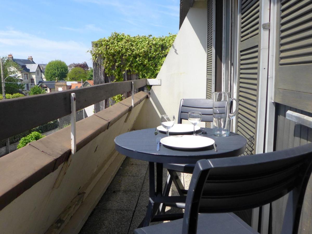 Apartment Olympe-1 Cabourg Buitenkant foto